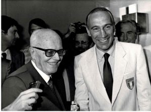 Pertini con Enzo Bearzot.